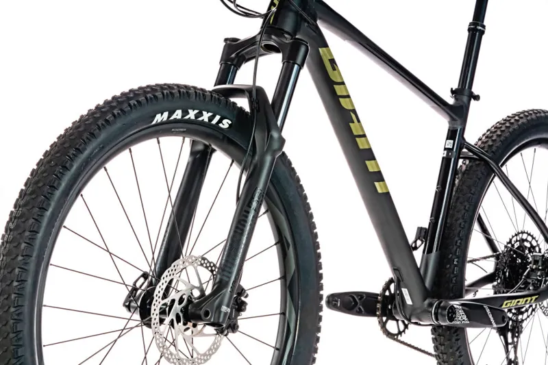 2020 Giant Fathom 1 Hardtail Mountain Bike in Black-7