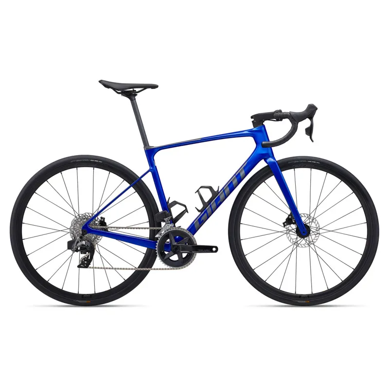 Giant Defy Advanced Road Bike in Cobalt/Charcoal