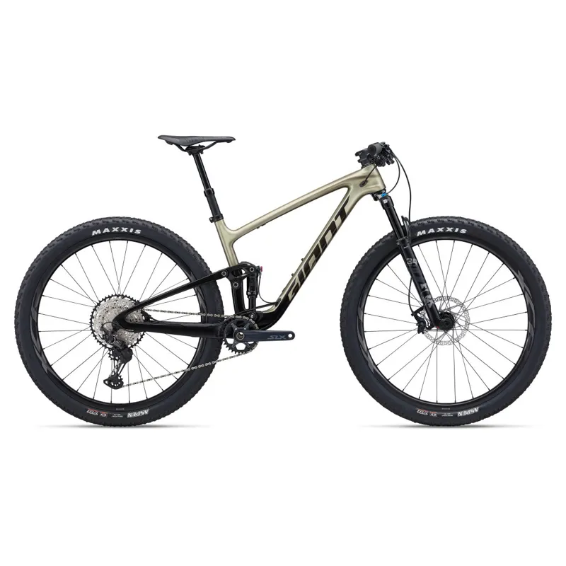 Giant Anthem Advanced 29 2 Mountain Bike in Golden Haze